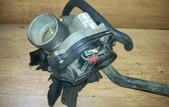 Ford Fiesta Throttle valve 2s6u-ea 2s6uea