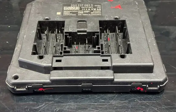 Volkswagen Polo VI Other control units/modules 2Q0937089D 2Q0937089C A3C0714510300