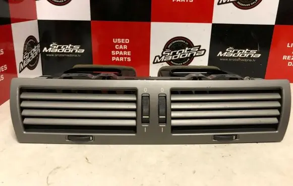 BMW 7 E65 E66 Dash center air vent grill 6911203