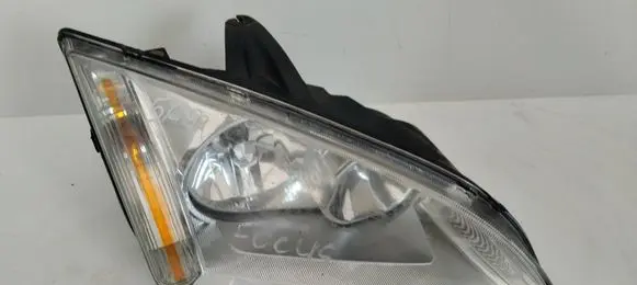 Ford Focus Headlight/headlamp LAMPAPRAWAFOCUS