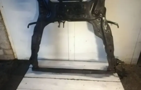Volvo XC60 Front subframe