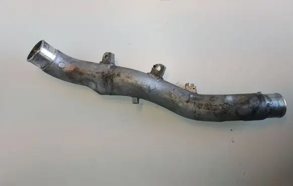 Intercooler hose/pipe