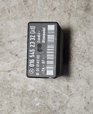 Mercedes-Benz Sprinter W901 W902 W903 W904 Other relay 0165452332