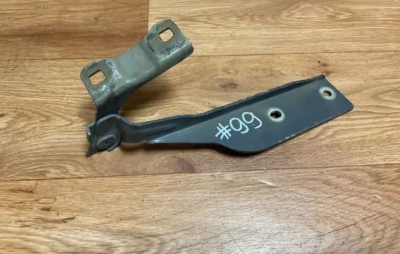 Nissan Micra Engine bonnet/hood hinges
