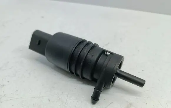 Mercedes-Benz Sprinter W906 Windscreen/windshield washer pump 2218690121 3028232 A2218690121