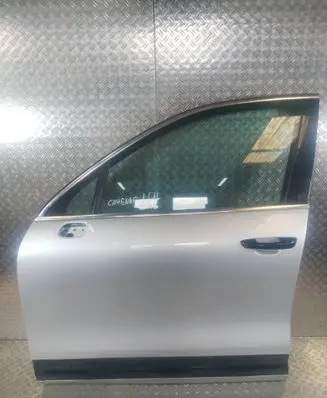 Porsche Cayenne (92A) Front door