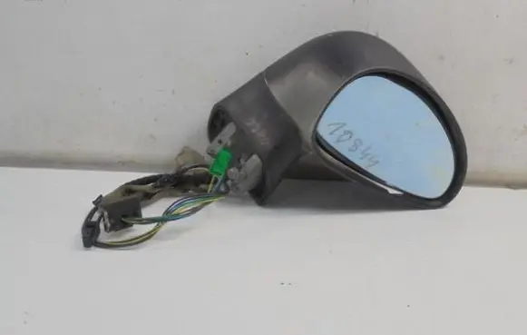Manual wing mirror