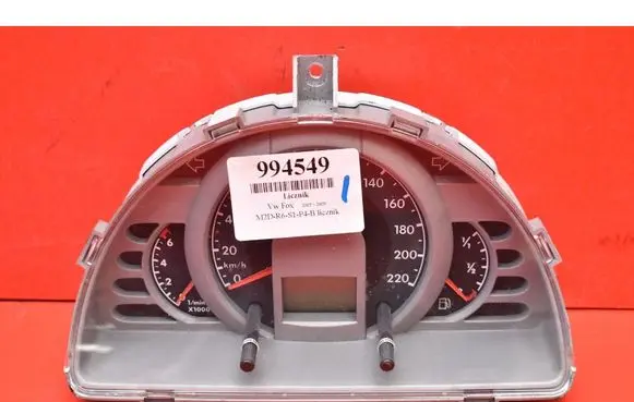 Volkswagen Fox Speedometer (instrument cluster) 5Z0920820N