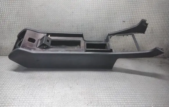Audi A8 S8 D2 4D Center console