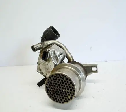 Skoda Yeti (5L) EGR valve cooler 04L13151204L131521