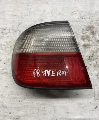 Nissan Primera Rear/tail lights 23190102