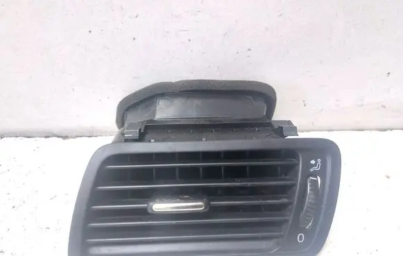 Volkswagen PASSAT CC Dashboard air vent grill cover trim 3C2819701E