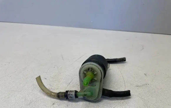 Nissan Micra Windscreen/windshield washer pump 20859