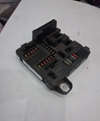 Renault Megane II Fuse box set 8200262385A
