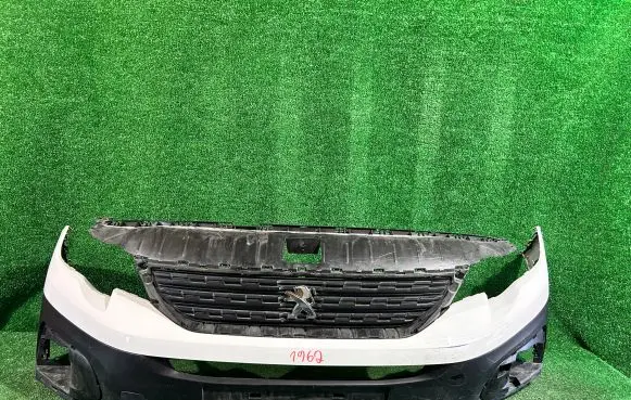 Peugeot Rifter Front bumper 9816755880
