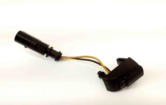 Skoda Scala Windshield washer spray nozzle 1J0973802
