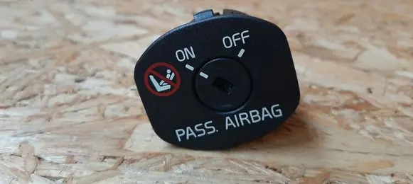 Volvo S60 Passenger airbag on/off switch 30795214