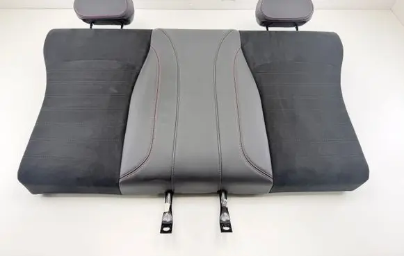 Alfa Romeo Giulia Rear seat