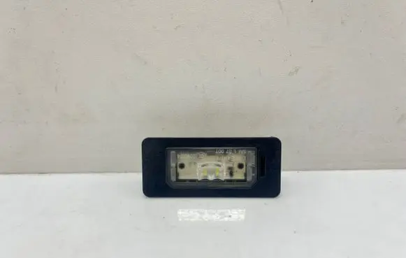 BMW 2 F22 F23 Number plate light 7193293