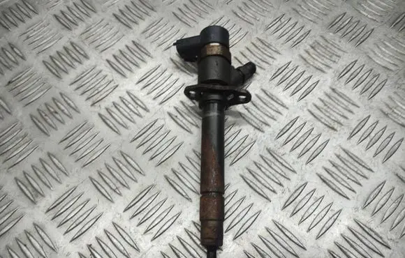Volvo V70 Fuel injectors set 31303259 0986435120