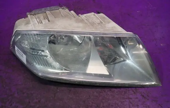 Skoda Octavia Mk2 (1Z) Headlight/headlamp