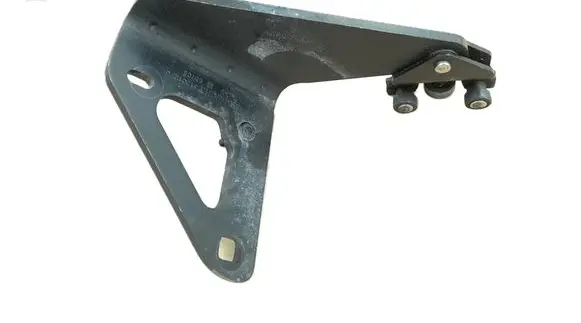 Opel Vivaro Sliding door lower roller guide/hinge 4409245 91165708
