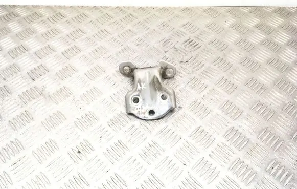 Hyundai Trajet Tailgate/trunk/boot hinge