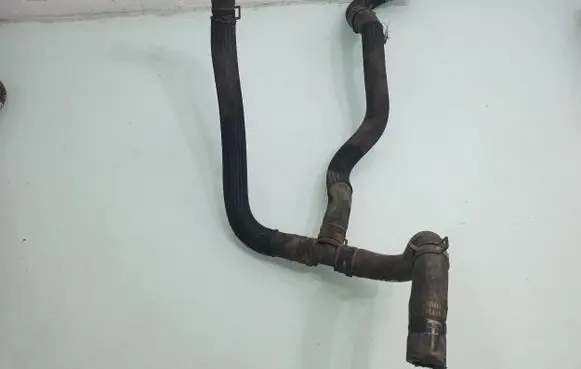 Chevrolet Captiva Engine coolant pipe/hose