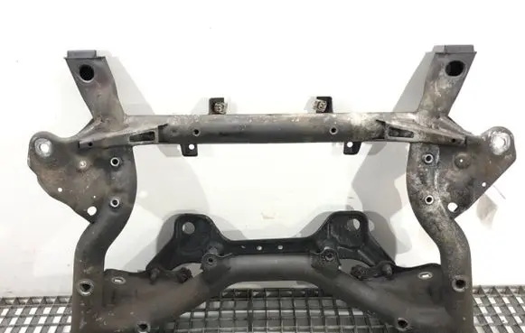 Mercedes-Benz C W204 Front subframe