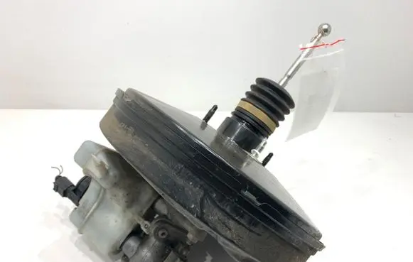 Volkswagen PASSAT CC Brake booster 3C1614105AP