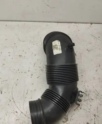 Audi A3 S3 8V Air intake hose/pipe 5Q0129654E ETB446481