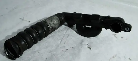 Ford Fiesta Engine coolant pipe/hose