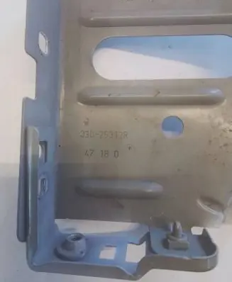 Renault Master III Fender mounting bracket 03D25312R 4718D