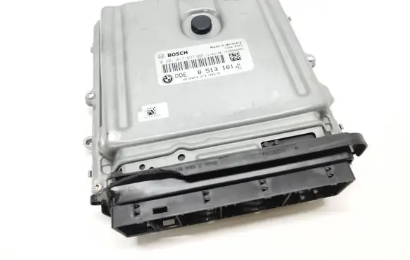 BMW 5 F10 F11 Engine control unit/module 8513161 030121363 0281017627