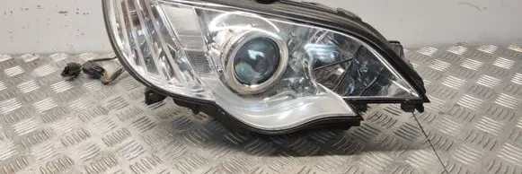 Subaru Outback Headlight/headlamp 10020954