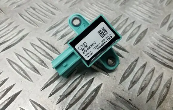 Audi A5 8T 8F Airbag deployment crash/impact sensor 8K0955557C