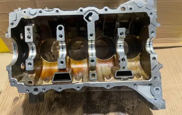 Citroen C3 Picasso Engine block V758456680