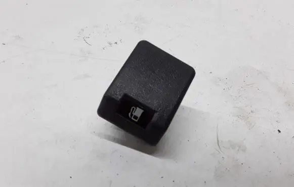 Mitsubishi Pajero Fuel cap release pull handle 