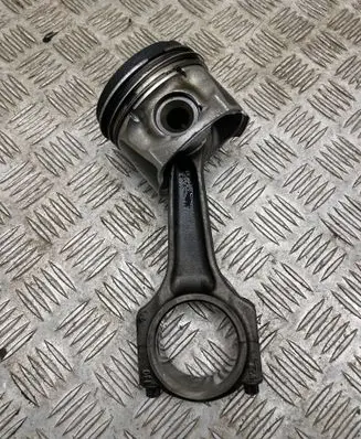 Chrysler Grand Voyager IV Piston with connecting rod 4457