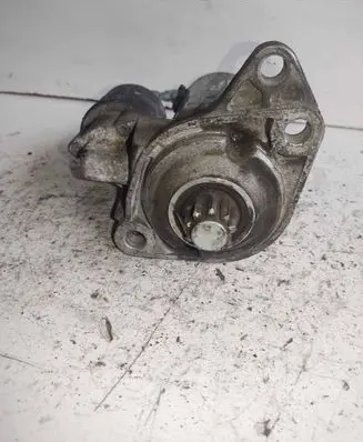 Volkswagen Golf IV Starter motor 1005821879 0986XA7 0286017830