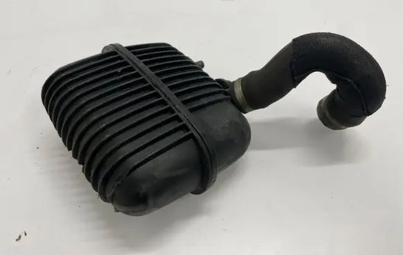 Audi A5 8T 8F Other engine bay part 8K0129955A