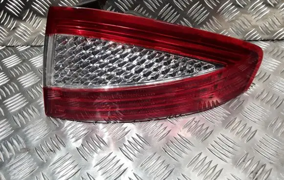 Ford Mondeo MK IV Rear/tail lights 7S7113404A