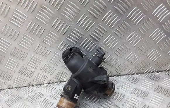 Mercedes-Benz E W212 Thermostat A6512000615