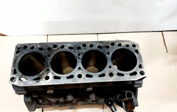 Ford C-MAX I Engine block 1S4Q-6015-CA