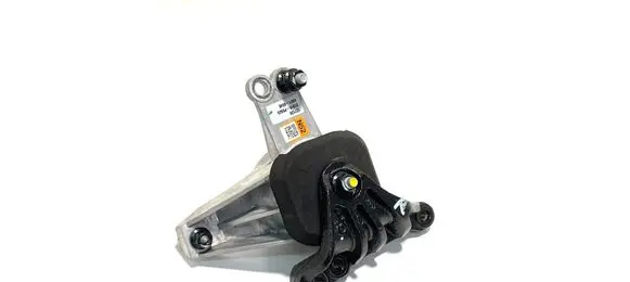 Engine mount bracket