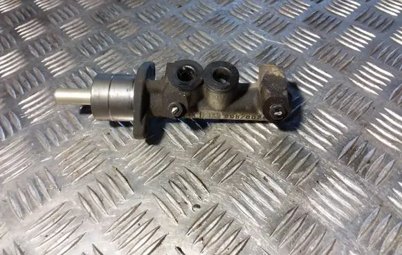Mitsubishi Outlander Master brake cylinder 99560216