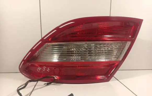 Mercedes-Benz C W204 Rear/tail lights 2048200264