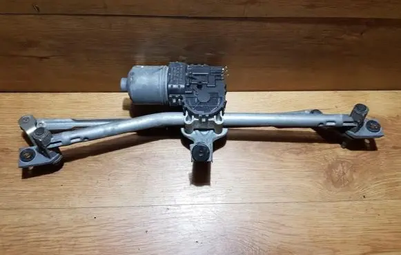 Skoda Fabia Mk1 (6Y) Front wiper linkage and motor