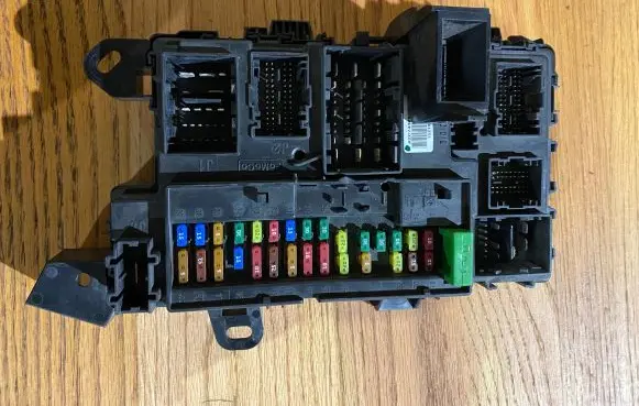 Ford F150 Fuse module FL3T15604 A2C7432930900 15219000193