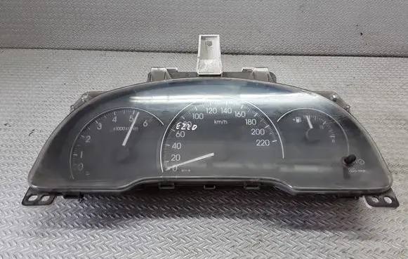 Toyota Avensis Verso Speedometer (instrument cluster) 8380044530